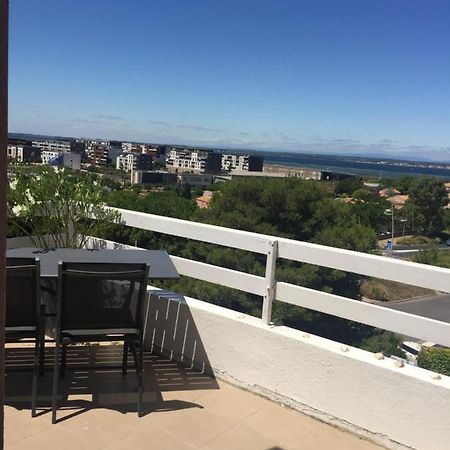 Face A La Mer Avec Piscine A Sete Exterior photo